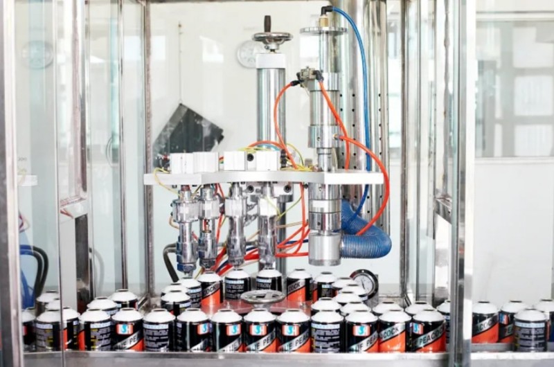 Уилсон активно участвует в индустрии косметических аэрозолей.